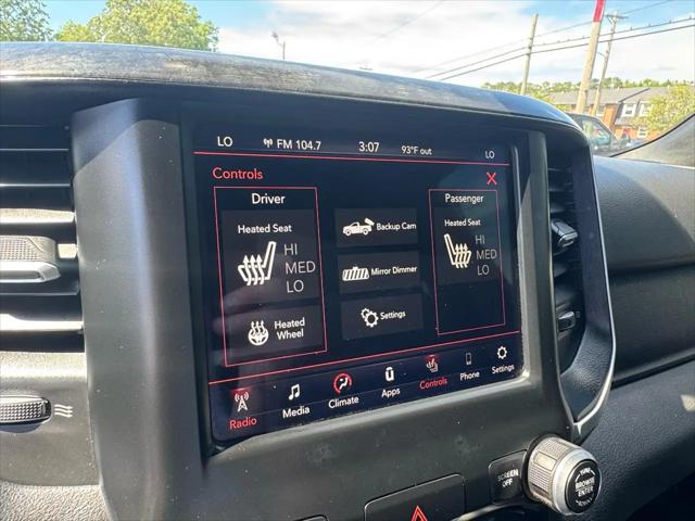 2020 Ram 1500 Big Horn Crew Cab 4x4 5'7" Box