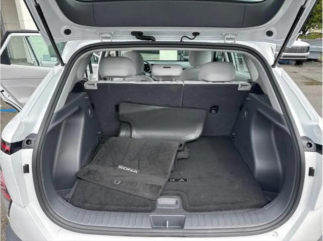2024 Hyundai Kona EV SE