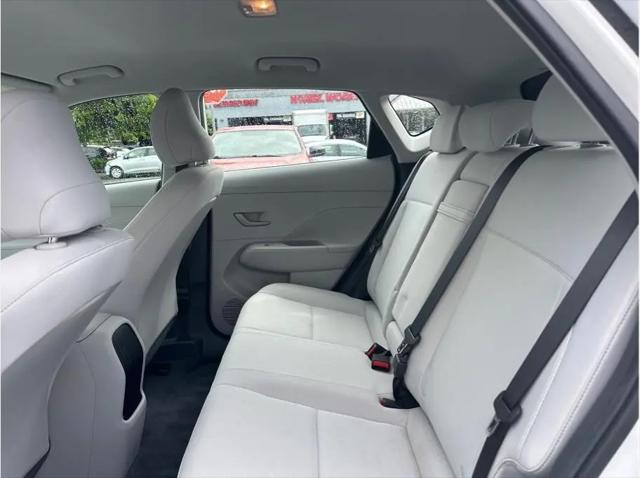 2024 Hyundai Kona EV SE