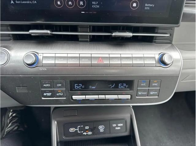 2024 Hyundai Kona EV SE