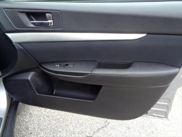 2010 Subaru Outback 2.5i Premium