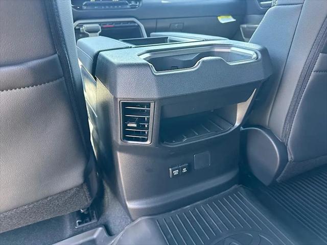 2026 Toyota Tundra SR5 CrewMax 5.5' Bed