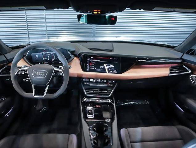 2024 Audi e-tron GT Prestige quattro