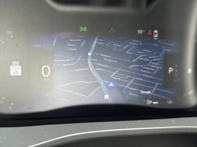2023 Volvo XC40 B4 Plus Dark Theme