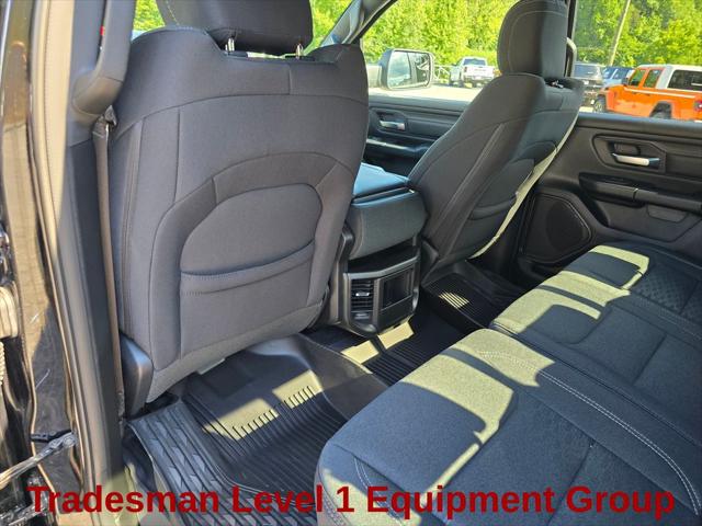 2026 Ram 1500 Warlock Crew Cab 4x4 5'7" Box