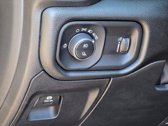 2026 Ram 1500 Warlock Crew Cab 4x4 57 Box