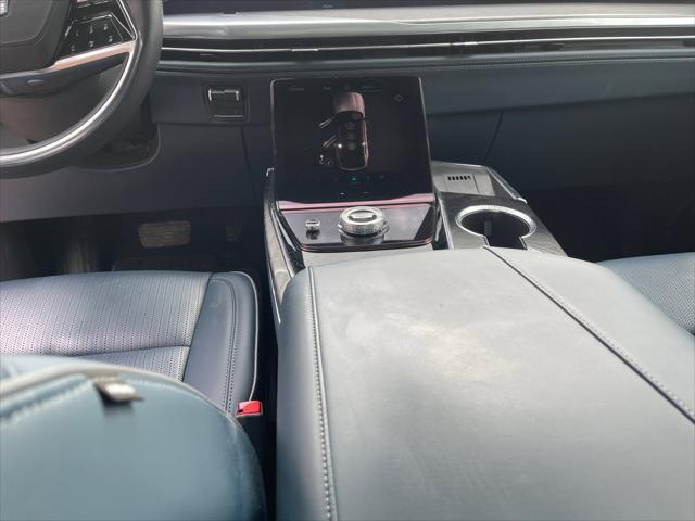 2025 Cadillac Escalade Luxury 2 AWD