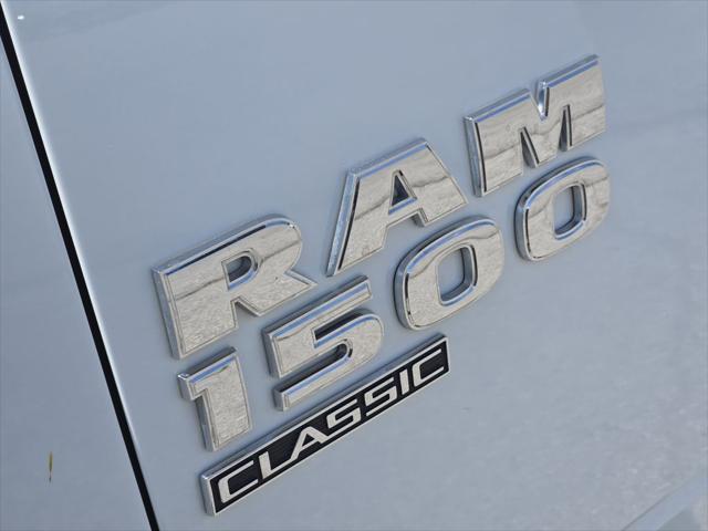 2023 Ram 1500 Classic SLT Crew Cab 4x4 5'7" Box