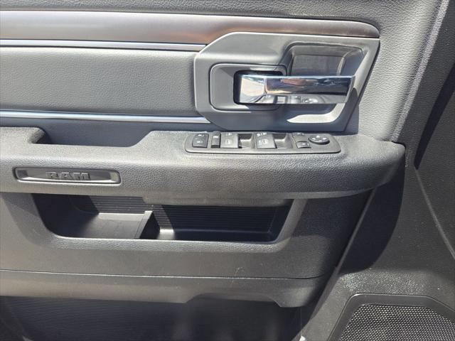2023 Ram 1500 Classic SLT Crew Cab 4x4 5'7" Box