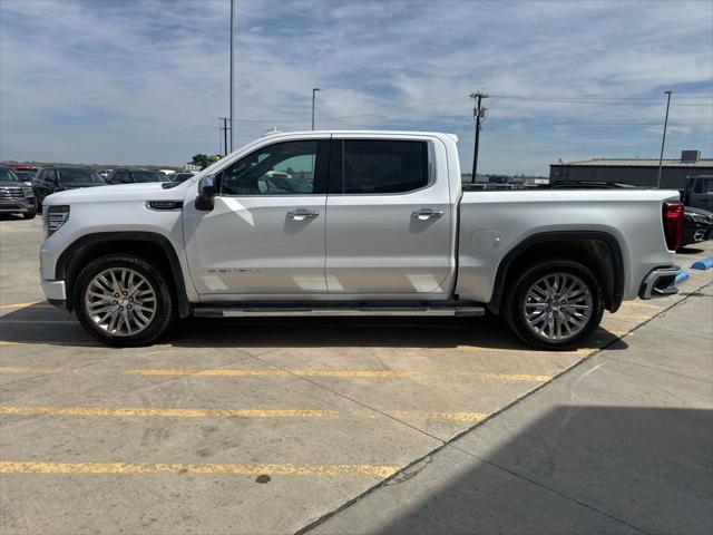 2022 GMC Sierra 1500 4WD Crew Cab Short Box Denali