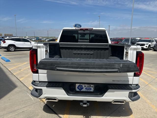 2022 GMC Sierra 1500 4WD Crew Cab Short Box Denali
