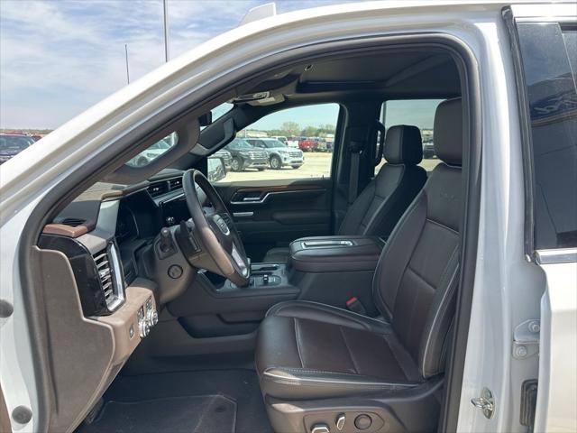 2022 GMC Sierra 1500 4WD Crew Cab Short Box Denali