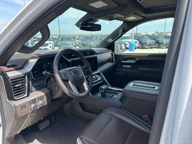 2022 GMC Sierra 1500 4WD Crew Cab Short Box Denali