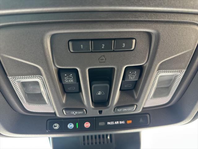 2022 GMC Sierra 1500 4WD Crew Cab Short Box Denali