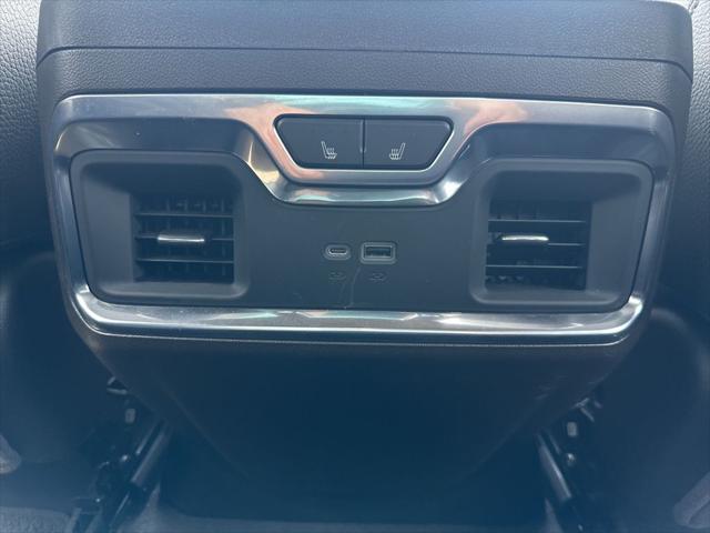 2022 GMC Sierra 1500 4WD Crew Cab Short Box Denali