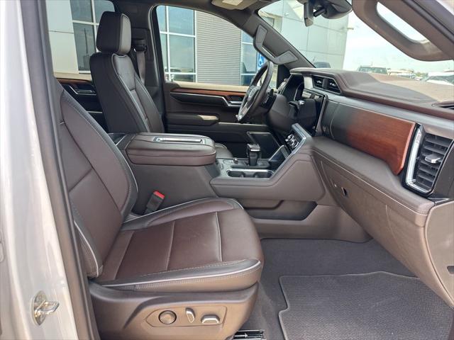 2022 GMC Sierra 1500 4WD Crew Cab Short Box Denali