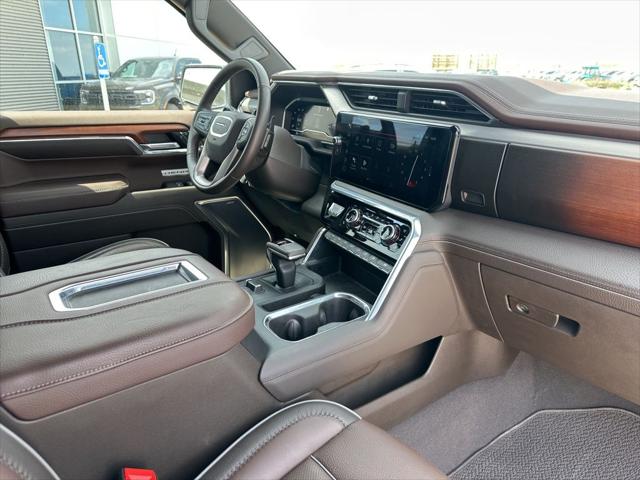 2022 GMC Sierra 1500 4WD Crew Cab Short Box Denali