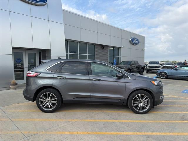 2023 Ford Edge Titanium