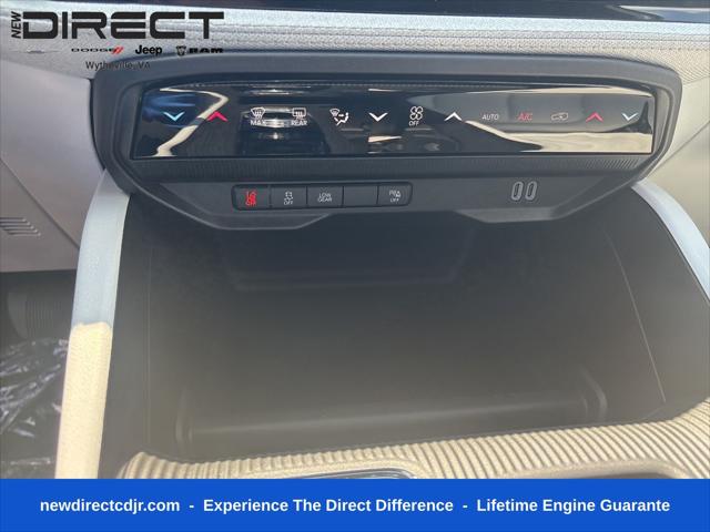 2026 Jeep Cherokee Laredo 4x4