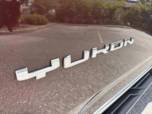 2022 GMC Yukon 2WD SLT