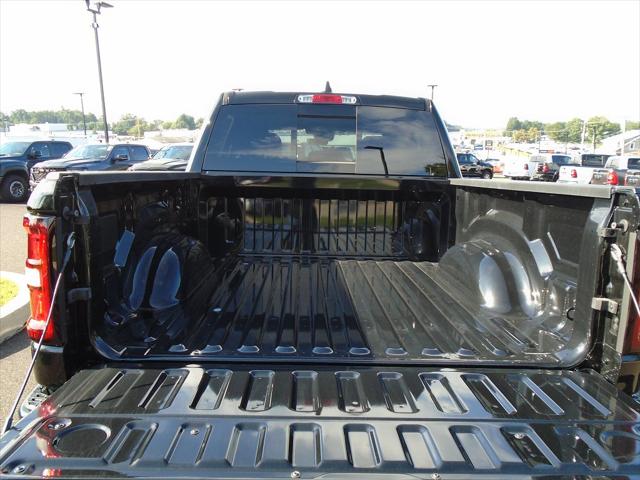 2026 Ram 1500 Express Crew Cab 4x4 57 Box