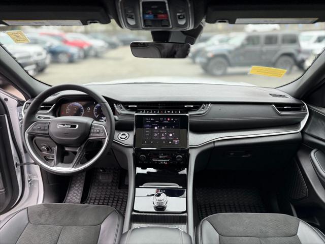 2025 Jeep Grand Cherokee Altitude X 4x4