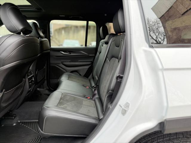 2025 Jeep Grand Cherokee Altitude X 4x4