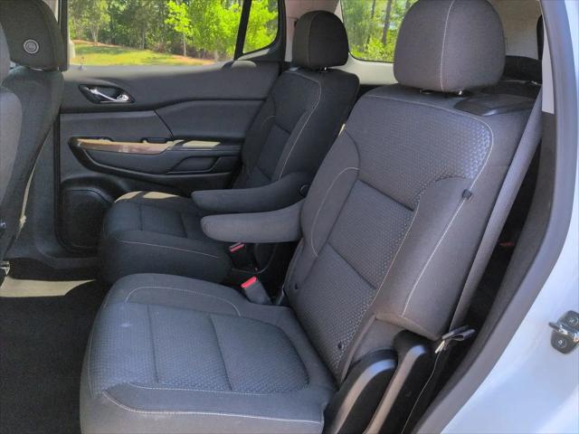 2023 GMC Acadia AWD SLE