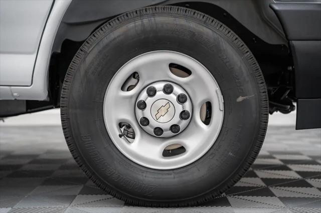 2026 Chevrolet Express Cargo Van 2500 Extended Wheelbase, WT, RWD