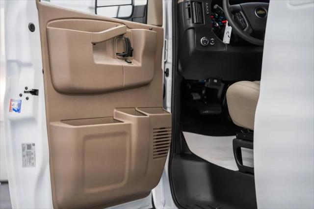 2026 Chevrolet Express Cargo Van 2500 Extended Wheelbase, WT, RWD