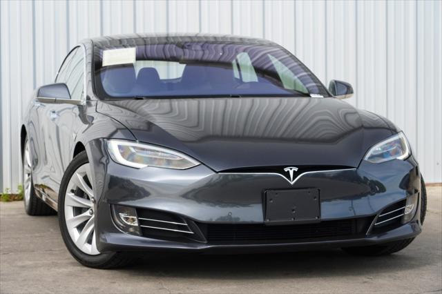 2016 Tesla Model S 90D
