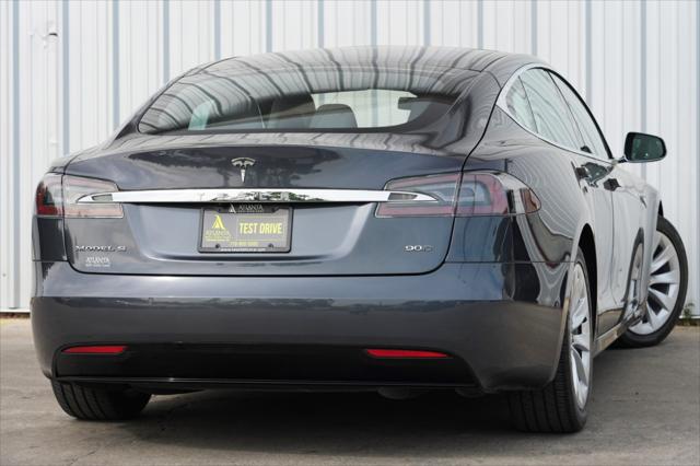 2016 Tesla Model S 90D