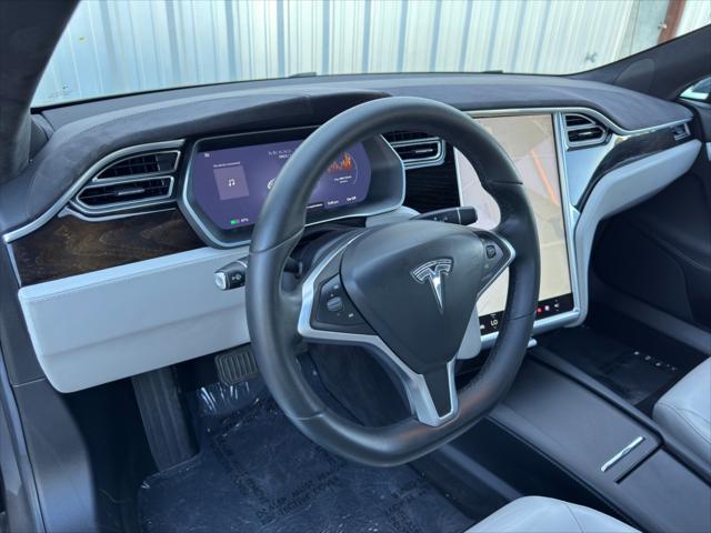 2016 Tesla Model S 90D