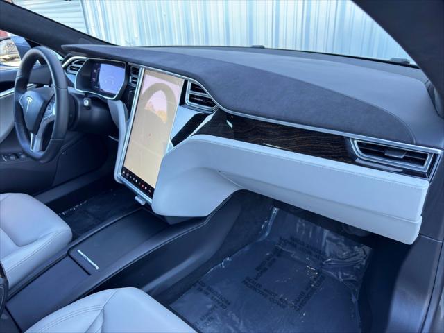 2016 Tesla Model S 90D