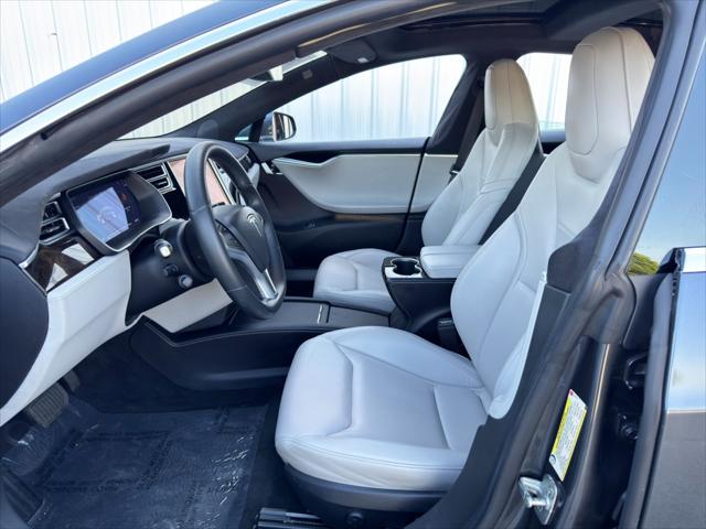 2016 Tesla Model S 90D