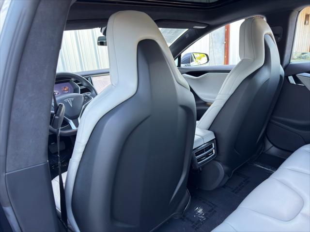 2016 Tesla Model S 90D