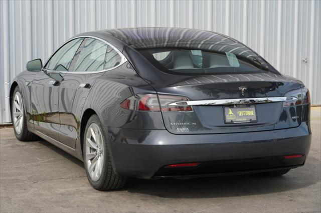 2016 Tesla Model S 90D