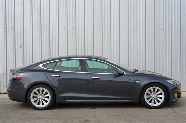 2016 Tesla Model S 90D