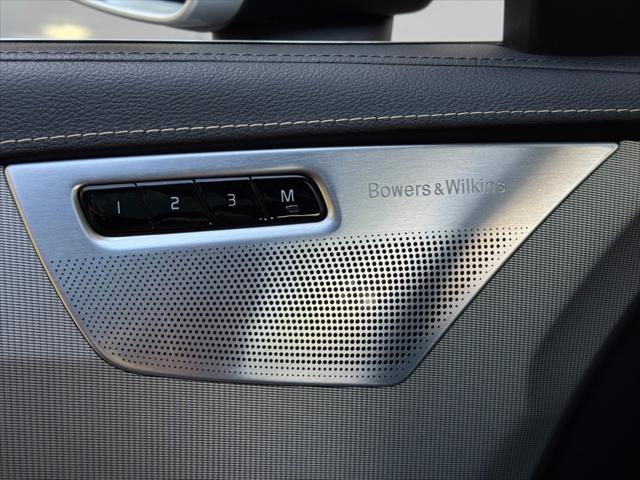 2019 Volvo XC90 T6 R-Design