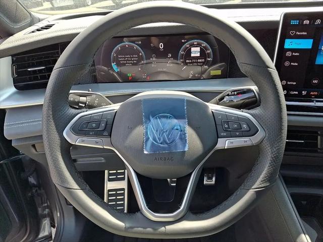 2026 Volkswagen Tiguan SE R-Line Black