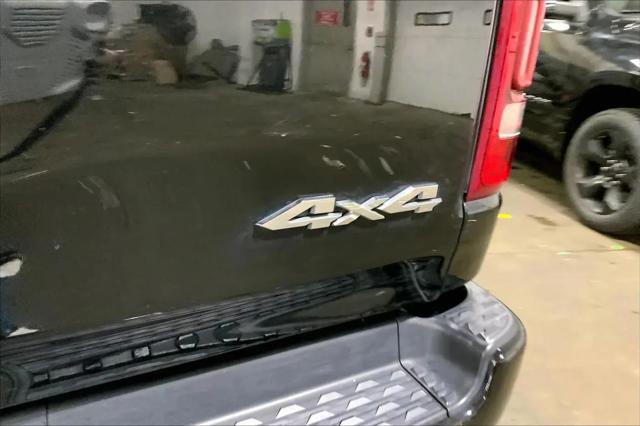 2023 Ram 1500 Limited Crew Cab 4x4 5'7" Box