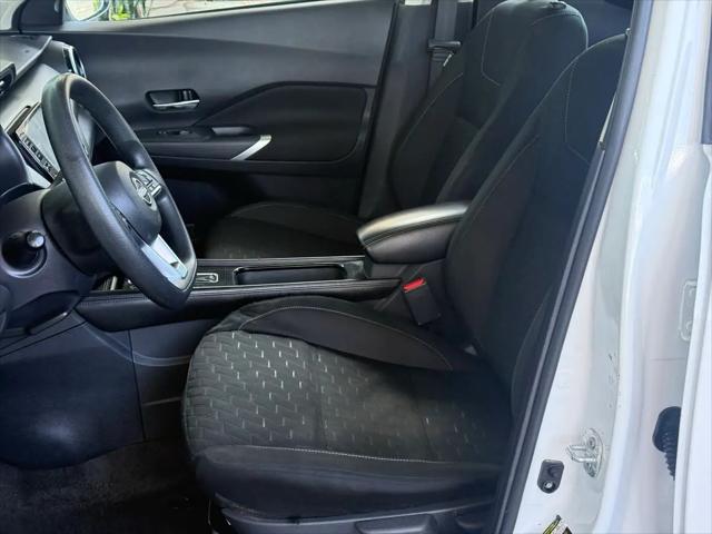 2024 Nissan Kicks SV Xtronic CVT
