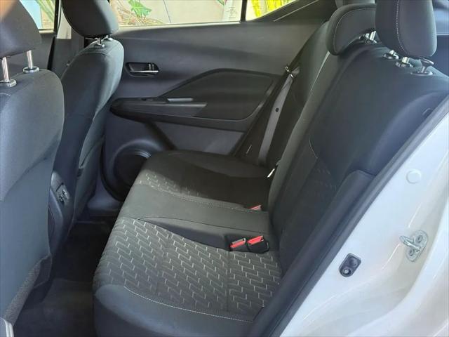 2024 Nissan Kicks SV Xtronic CVT