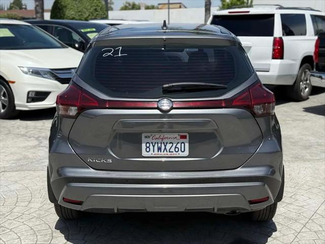 2021 Nissan Kicks S Xtronic CVT