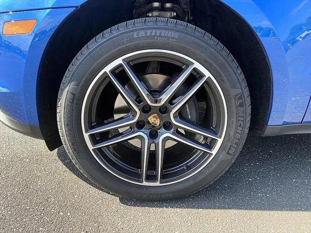 2020 Porsche Macan Macan