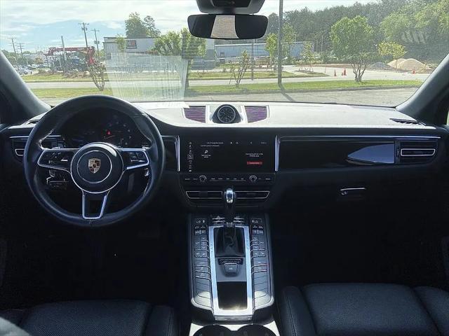 2020 Porsche Macan Macan