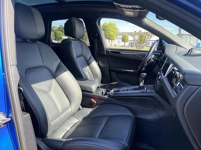 2020 Porsche Macan Macan