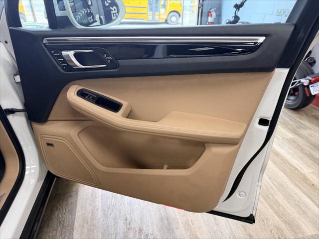 2021 Porsche Macan S