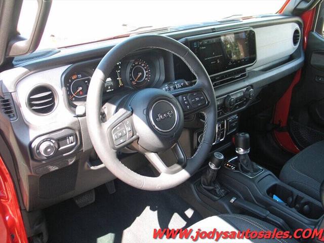 2025 Jeep Wrangler 4-Door Summit 4x4
