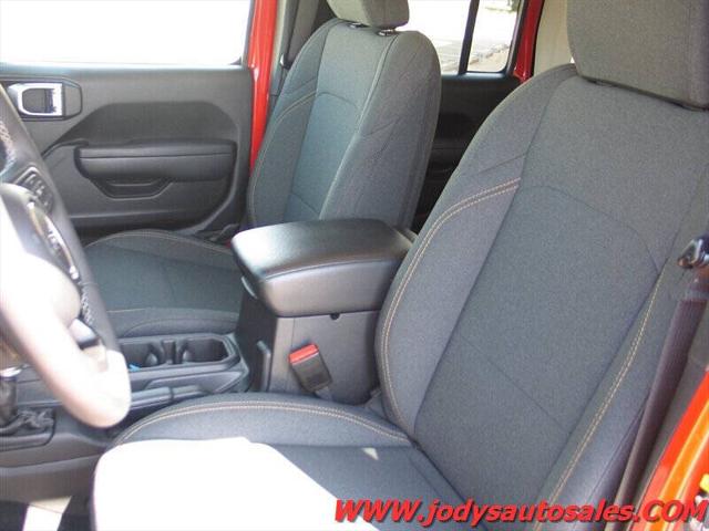 2025 Jeep Wrangler 4-Door Summit 4x4